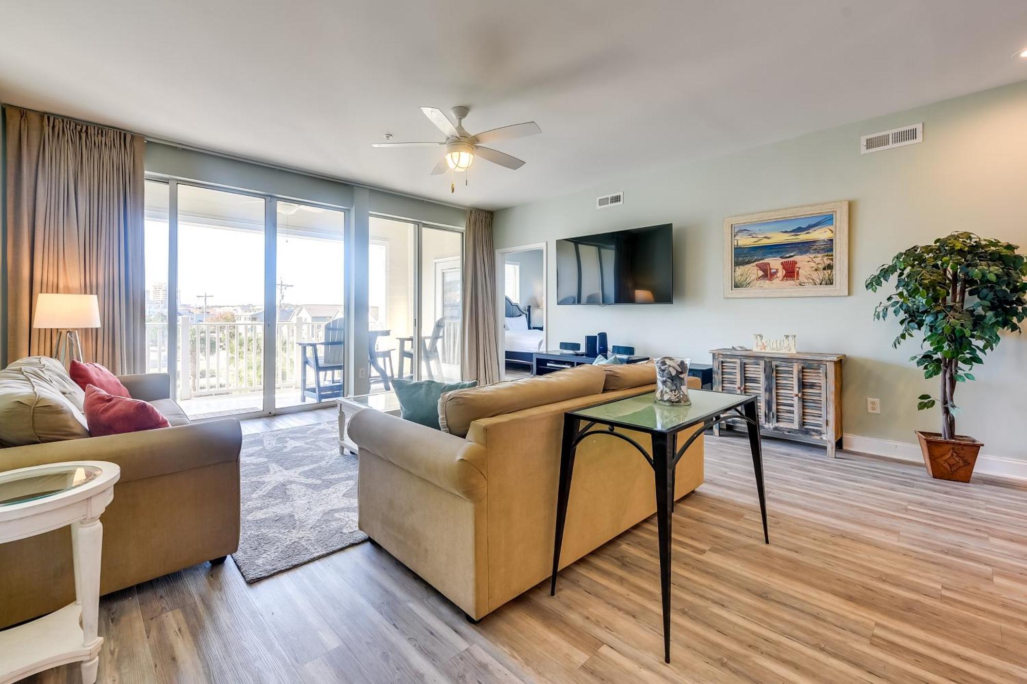Roomy North Myrtle Beach Condo, Walk To Beach 外观 照片
